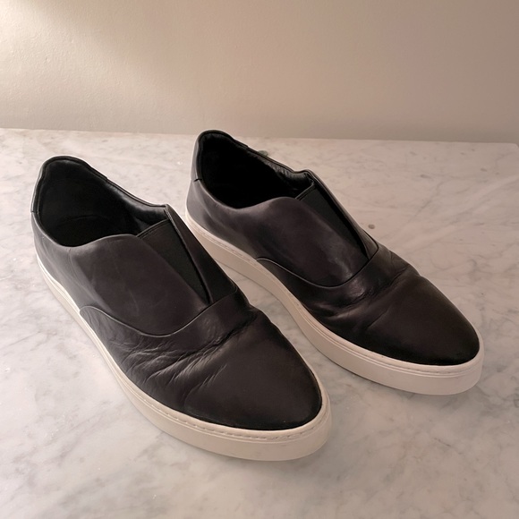 VINCE - Laceless Slip On Oxford Leather Sneakers 6 - Picture 2 of 8